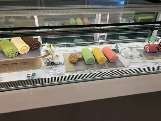 Rich and Good Cake Shop